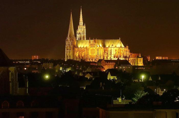 The Heart Of Chartres Apartment Luaran gambar